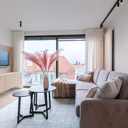 Lovely New Apartment At 'T Zoute Near The Beach